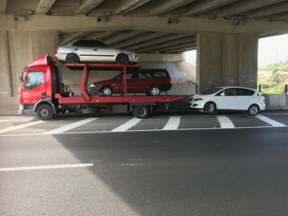 קנייה רכבים לפירוק